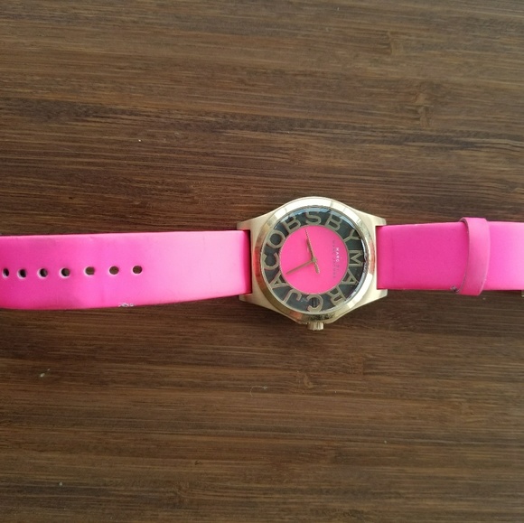 Marc by Marc Jacobs hot pink watch - Picture 1 of 7